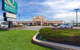 Quality Inn And Suites Bradley Il